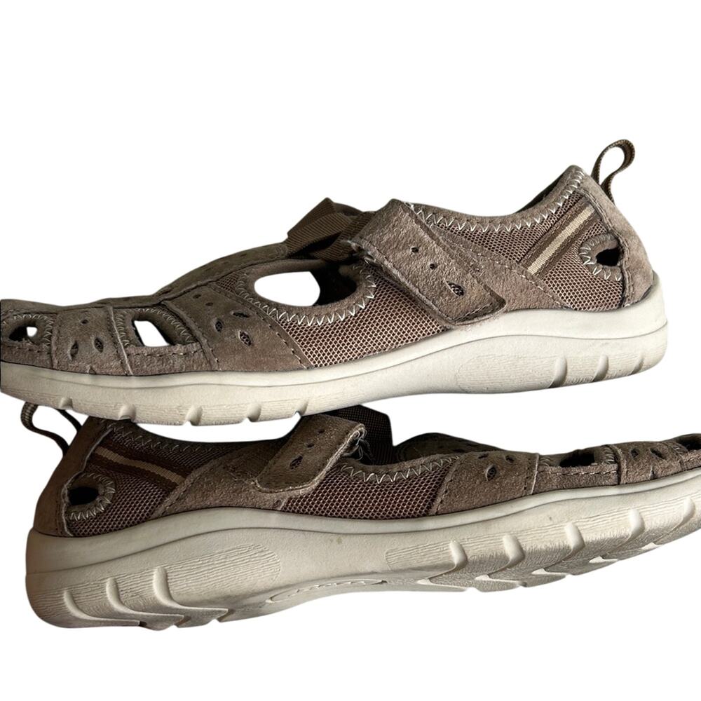 Bass Women’s Brown Suede Sandals - Picture 4 of 4